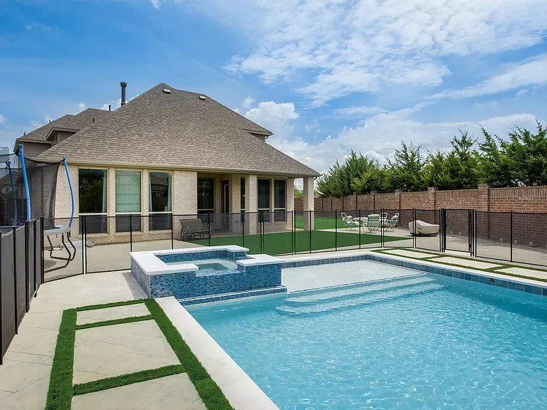 2313 Westlake Ct — Photo 32
