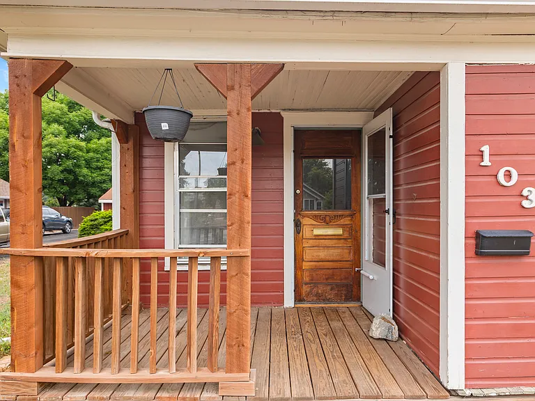 1037 N Cleveland Ave — Photo 4