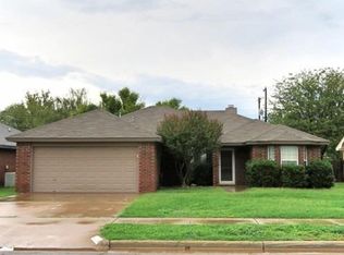 2734 80th St, Lubbock, TX 79423