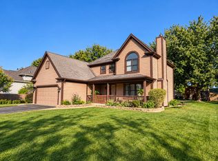510 Prairie View Ln, Hinckley, IL 60520