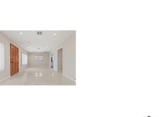 1136 W 101st St, Los Angeles, CA 90044