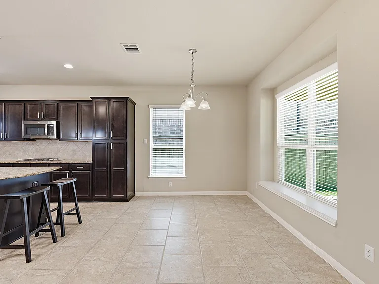 5815 Creek Crossing Ct — Photo 18