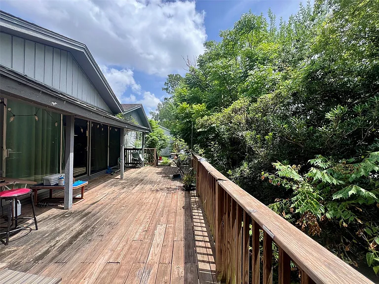 18326 Cape Bahamas Ln — Photo 23