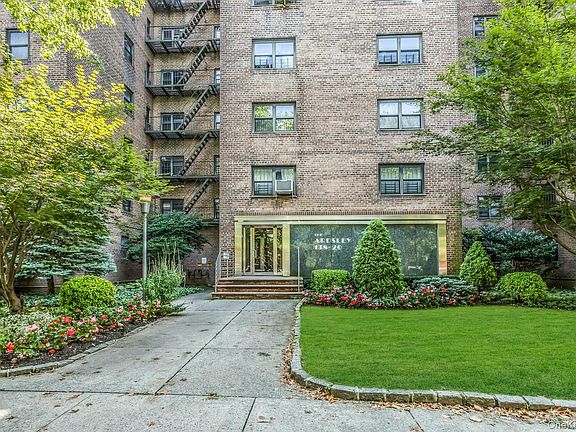 2nd image of 138-20 31 Road #1C