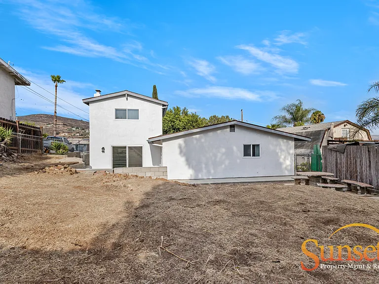 8848 Harness St — Photo 28