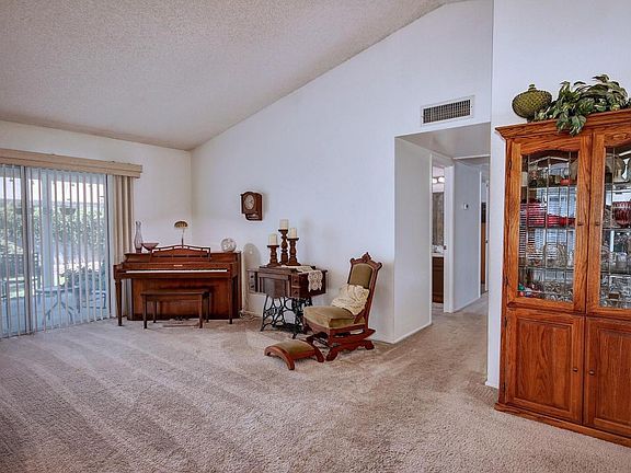 3rd image of 7938 W Corrine Dr