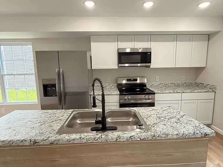 265 W Cedar Grove Rd #2 — Photo 4