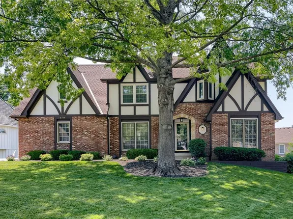 12100 Carter St, Overland Park, KS 66213