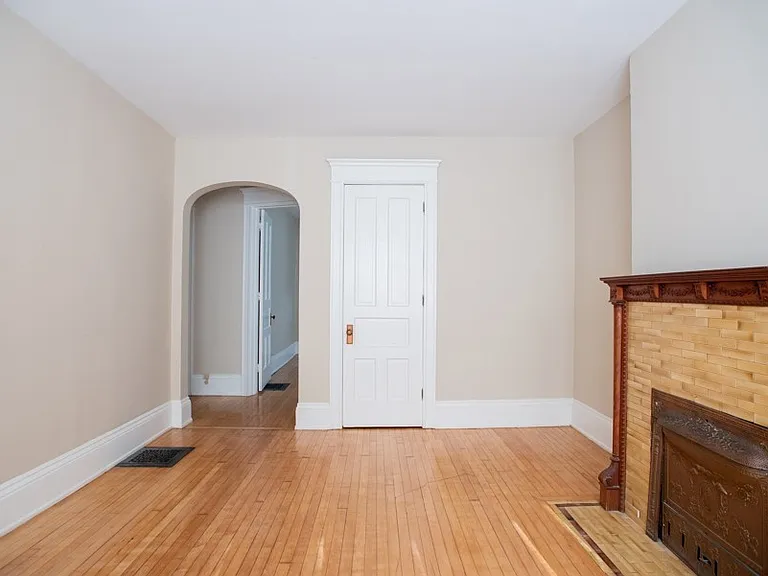 2728 N Murray Ave — Photo 5