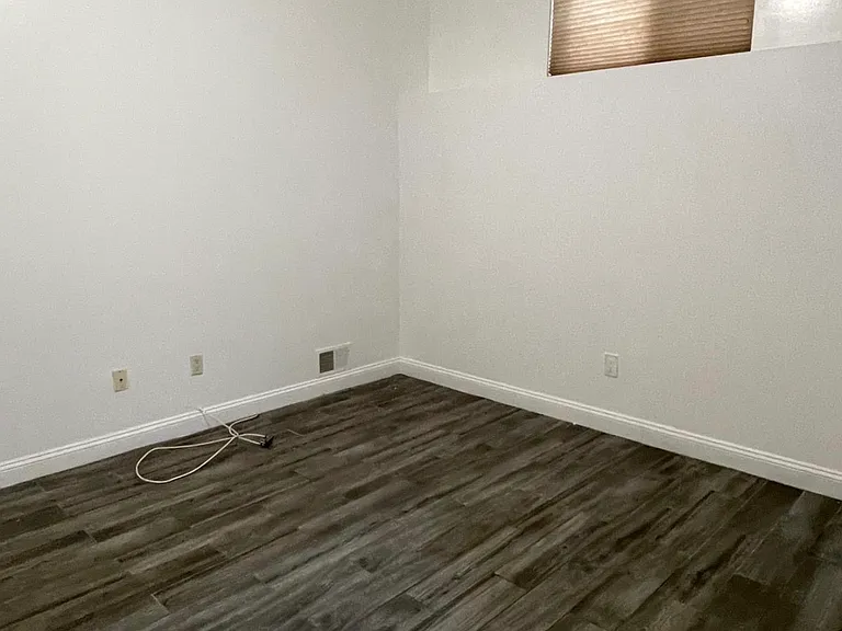 151A Waterbury Ave #B — Photo 4