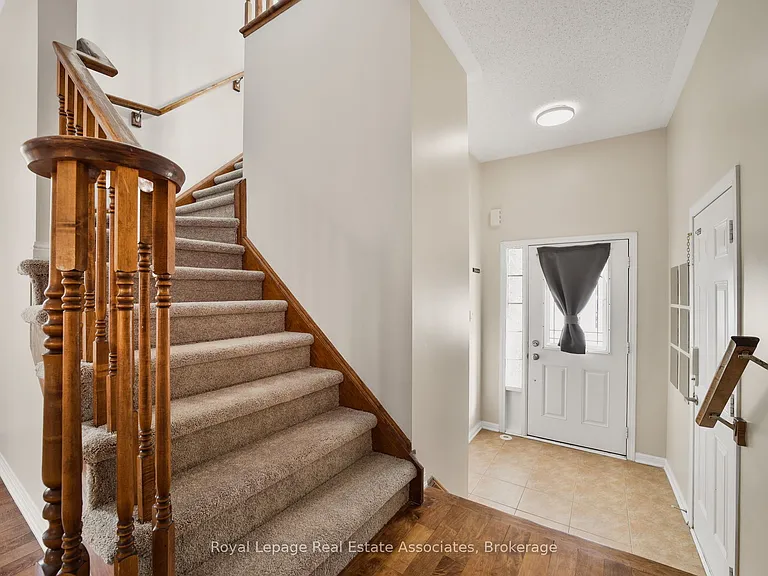 34 McCandless Ct — Photo 20