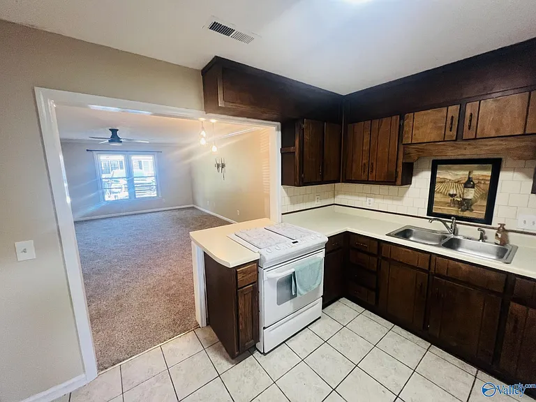 8142 Oldfield Rd SW #6E — Photo 4