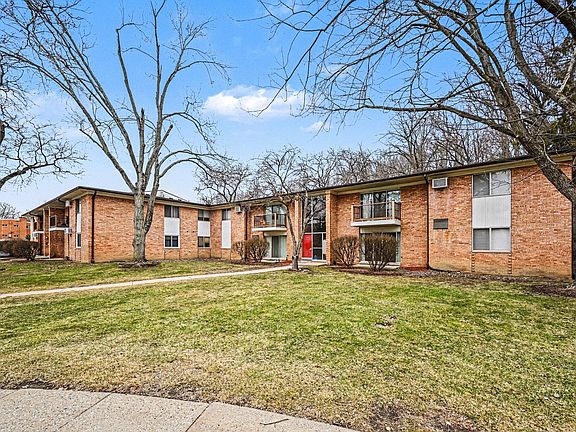 3rd image of 1245 Island Dr APT 202
