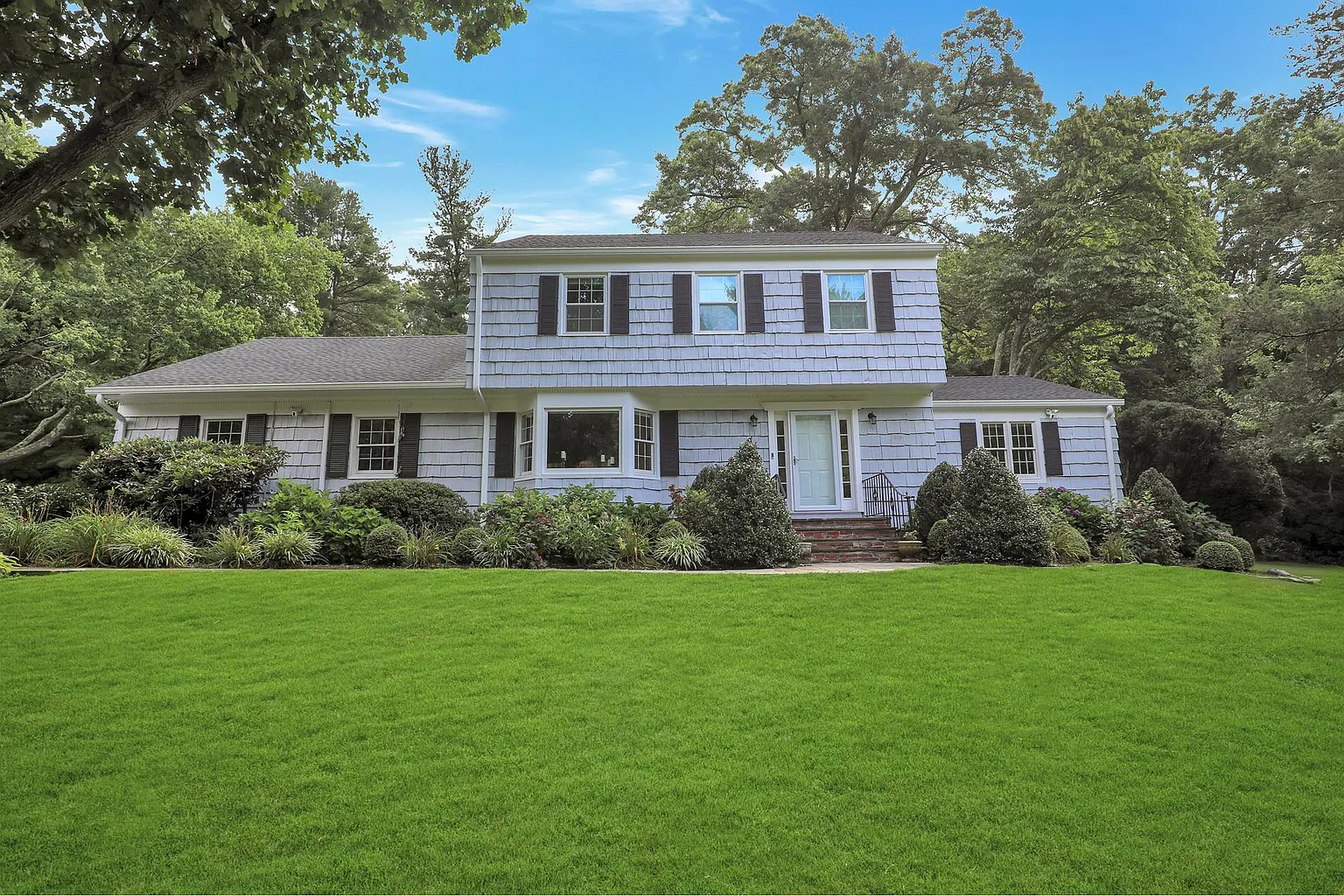 1071 Friendly Rd photo 1