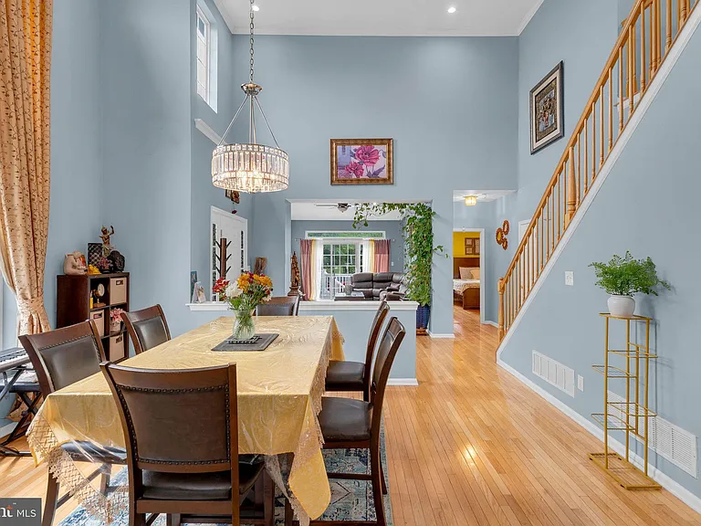 16 Cardiff Ct — Photo 14