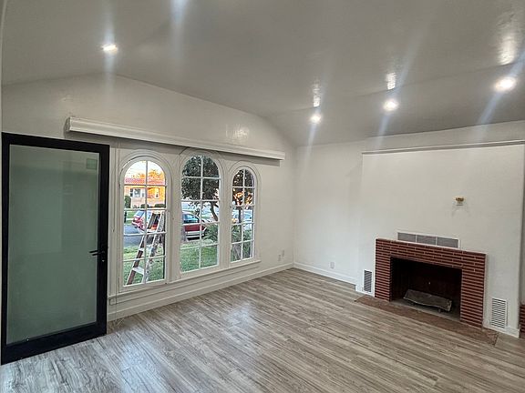2nd image of 2906 W 78th St