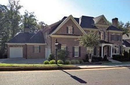 1st image of 4828 Rivercliff Dr SE