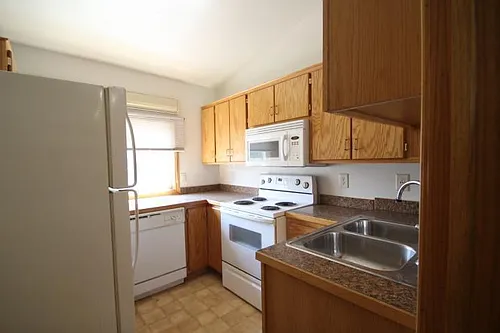 401 W Main St #201 Photo 1