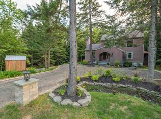 35 Joans Ridge Rd, West Dover, VT 05356