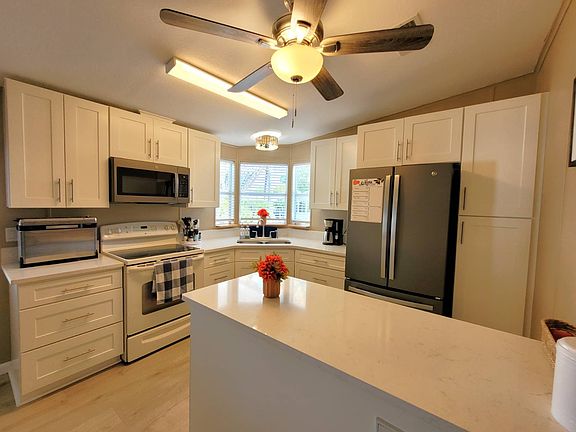 2nd image of 344 Belle Tower Ave #344