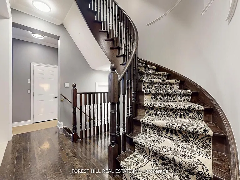 41 Poetry Dr — Photo 17