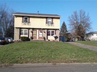 476 Colony Rd, Canal Fulton, OH 44614