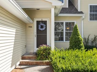 705 Autumn Ridge Dr #705, Ayer, MA 01432
