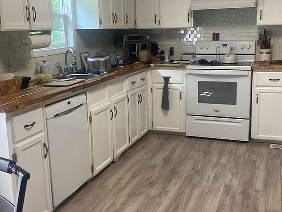 4th image of 2446 Mount Pleasant Rd