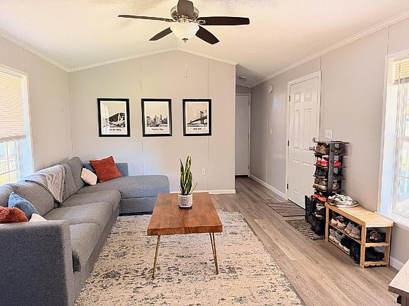 3rd image of 254 Bel Air Rd #254