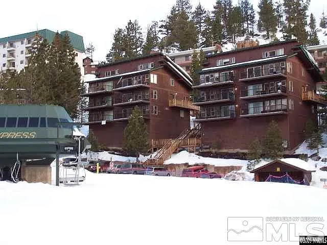 4 bed, 2000 sqft, $4,000 — Photo 3