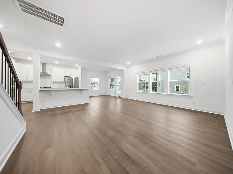 1580 Goldfinch Perch Ln — Photo 8