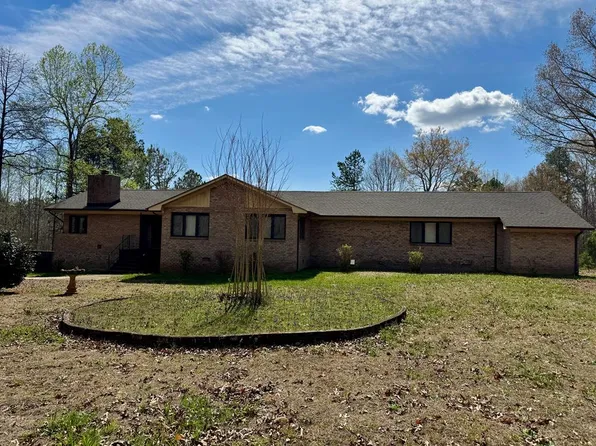 384 Hayes Mill Rd, Boydton, VA 23917