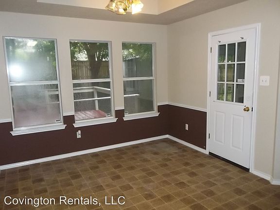 4th image of 4522 Waterbury Dr