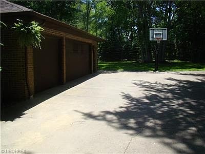 2nd image of 7218 Braewood Dr