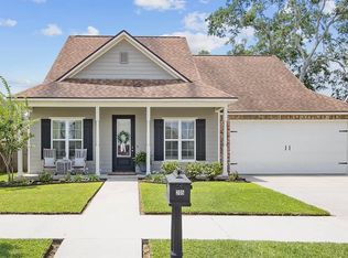 205 Oak Path Dr, Carencro, LA 70520