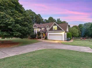 1350 Hendon Rd, Woodstock, GA 30188