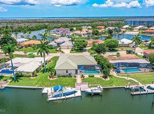 14871 Canaan Dr, Fort Myers, FL 33908