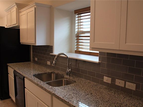 3rd image of 8025 Bassano Dr