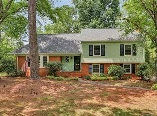 10556 Ashburn Rd, North Chesterfield, VA 23235