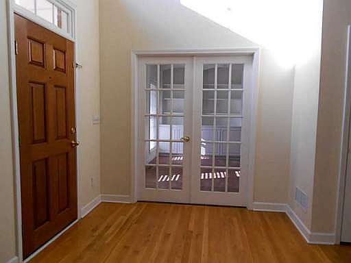 4th image of 9321 Savoy Ct