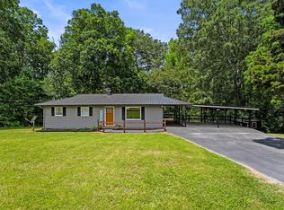 5538 Lexie Beans Creek Rd, Belvidere, TN 37306
