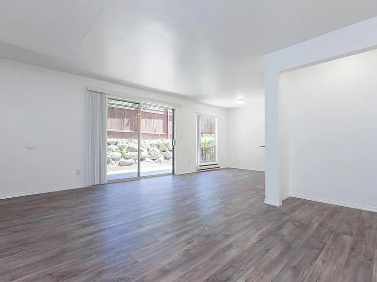 539 NE Ravenna Blvd #1 — Photo 7
