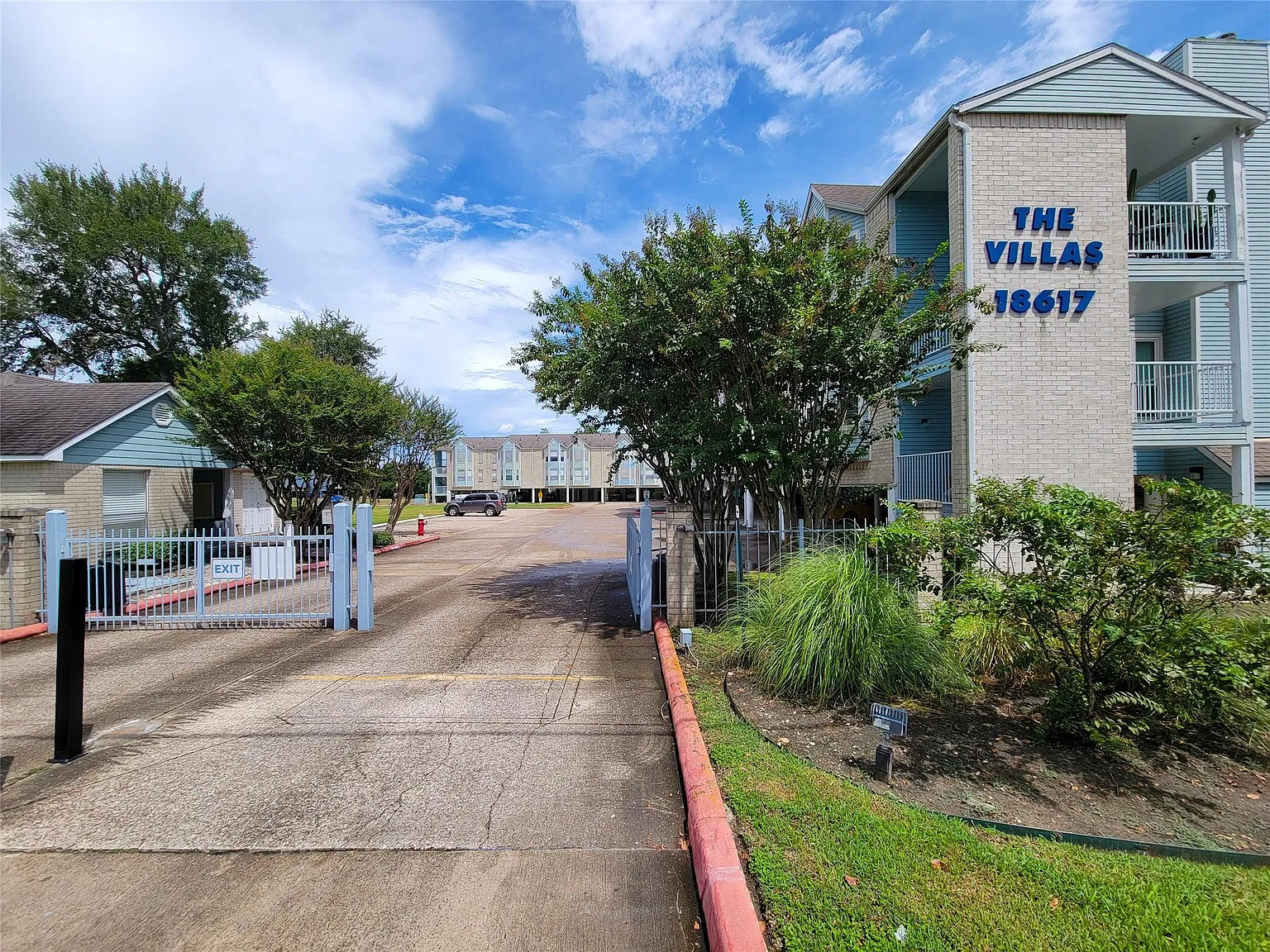 18617 Egret Bay Blvd — Photo 4