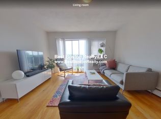 50 Craigie St APT 35, Somerville, MA 02143
