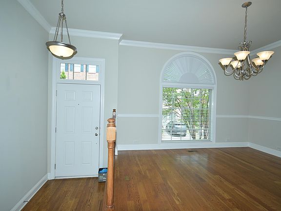 2nd image of 4862 Carre Way #43