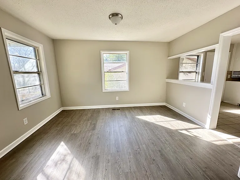 1312 Gulfport St — Photo 7