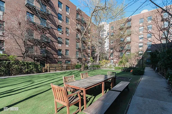 Sold by Citi Habitats | media 10
