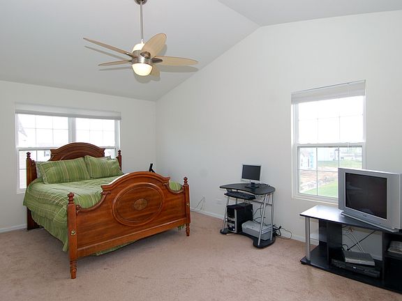 5th image of 1878 Sebastian Dr