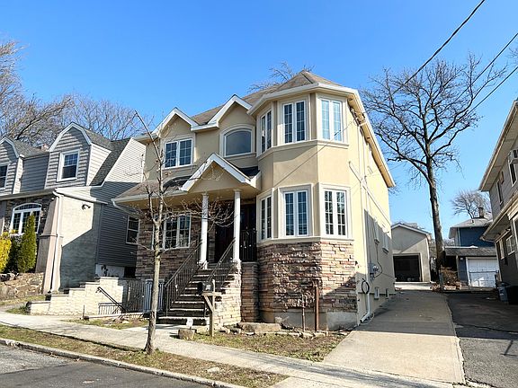 3rd image of 68 Glenwood Ave #2