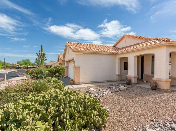9454 N Whispering Shadows Way, Tucson, AZ 85743